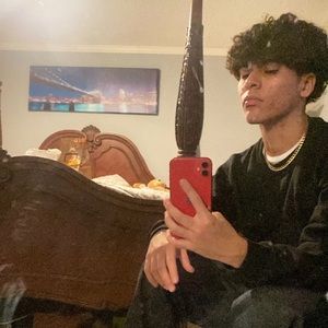 Meet your Posher, Alan